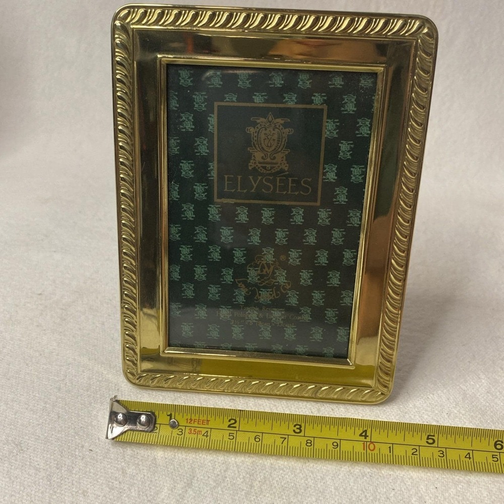 Elysees Brass Tarnish Resistant 3.5 X 5 Inch Picture Frame. Made In Korea